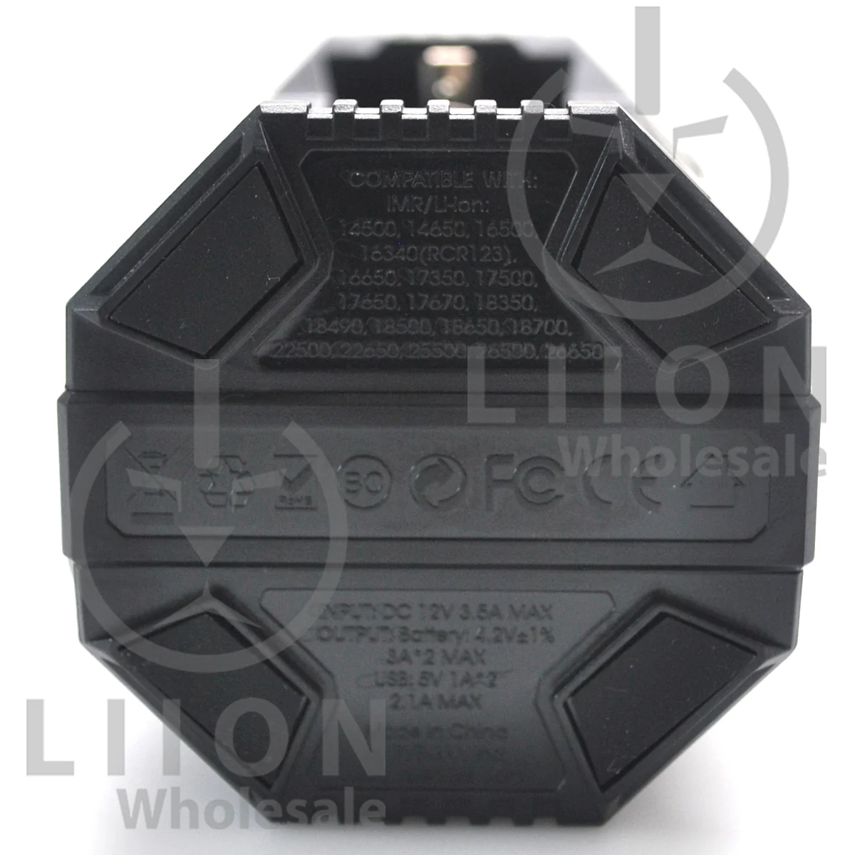 Nitecore V2 2-Bay In-Car Lithium Ion Battery Charger - Image 3