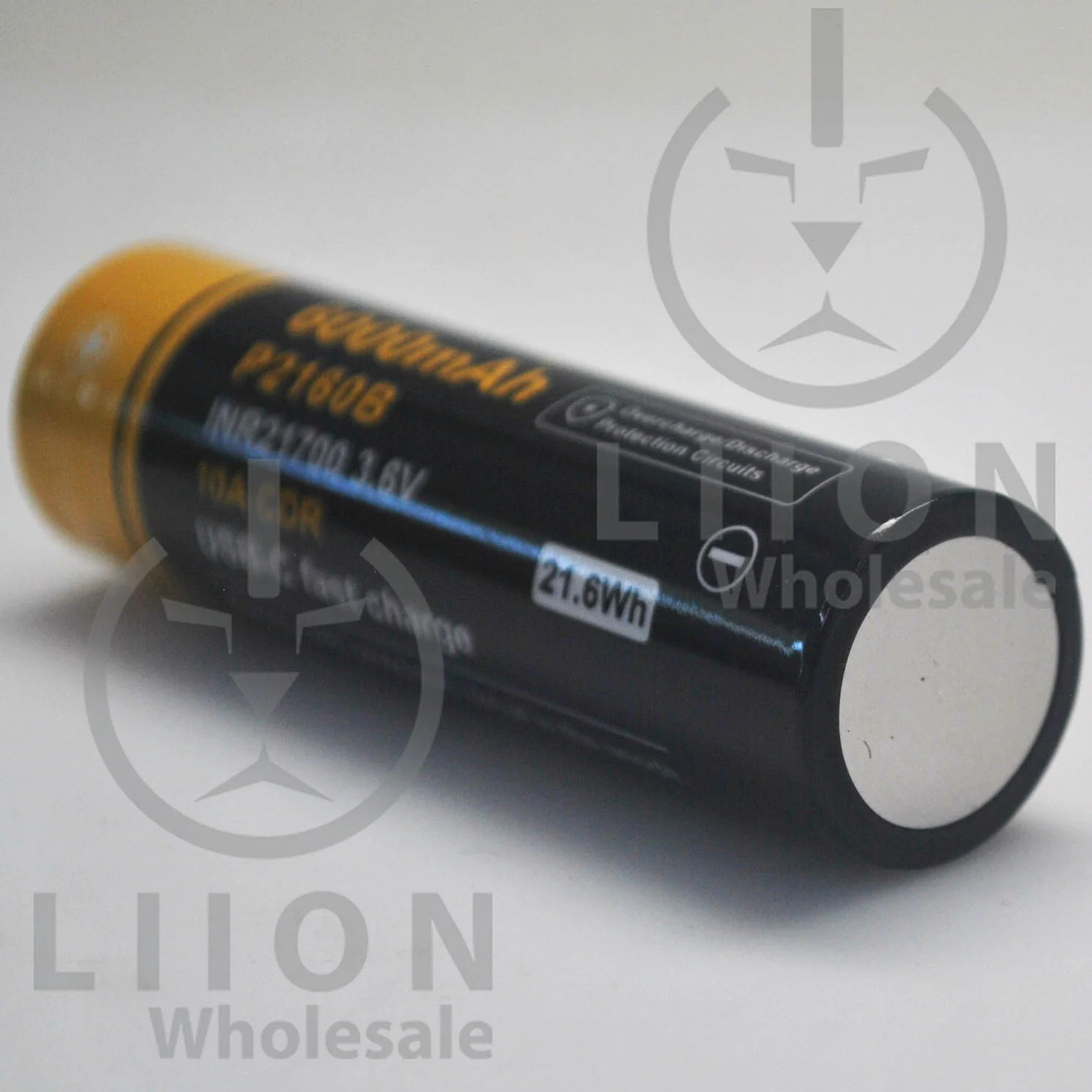 Protected Vapcell P2160B 21700 10A Button Top 6000mah USB Battery - Genuine - Image 4