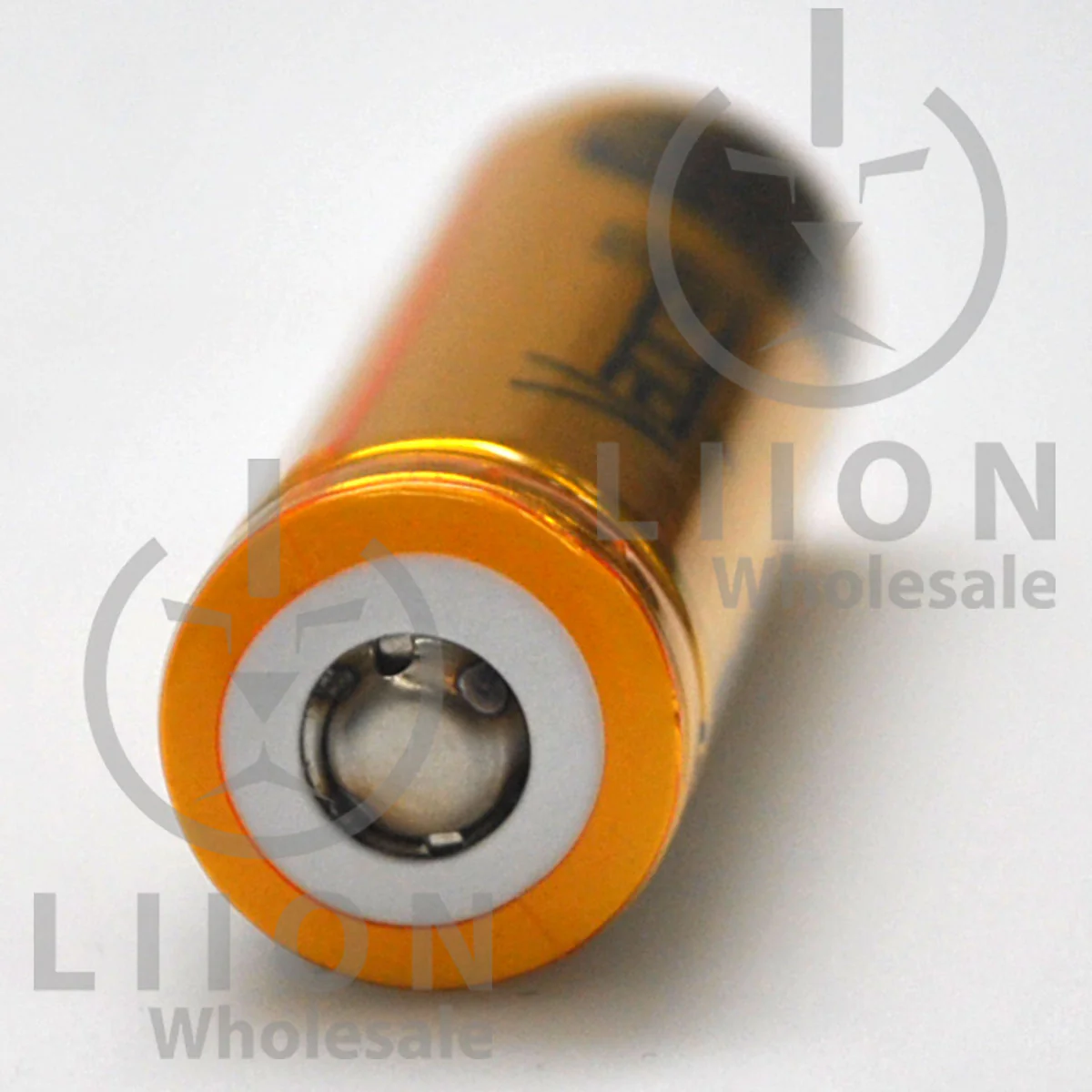 Vapcell 14500 Gold/Black 3A Button Top 1000mAh Battery - Genuine - Image 3
