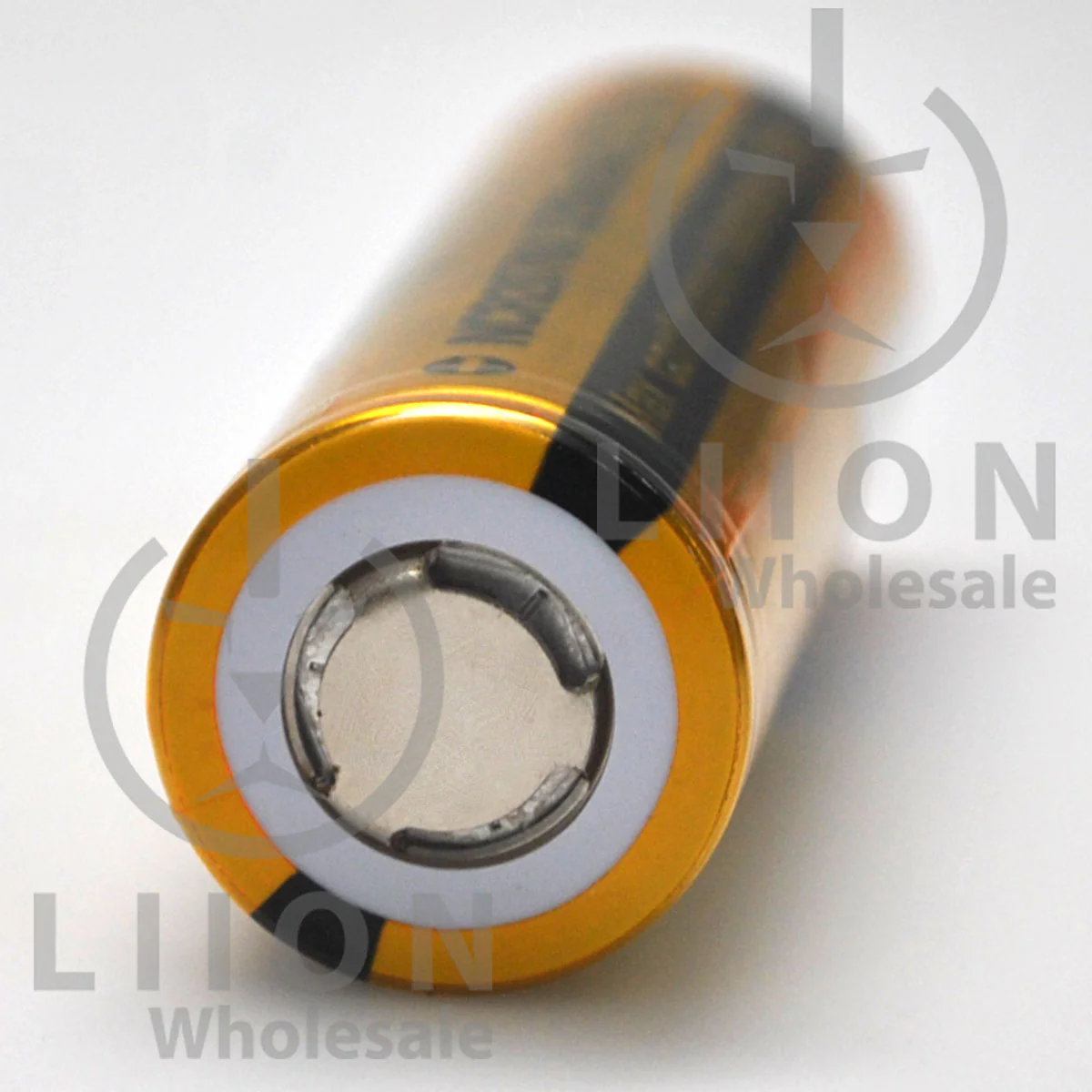 Vapcell 20700 Gold/Black 30A Flat Top 3200mAh Battery - Genuine (Sanyo NCR20700A) - Image 3
