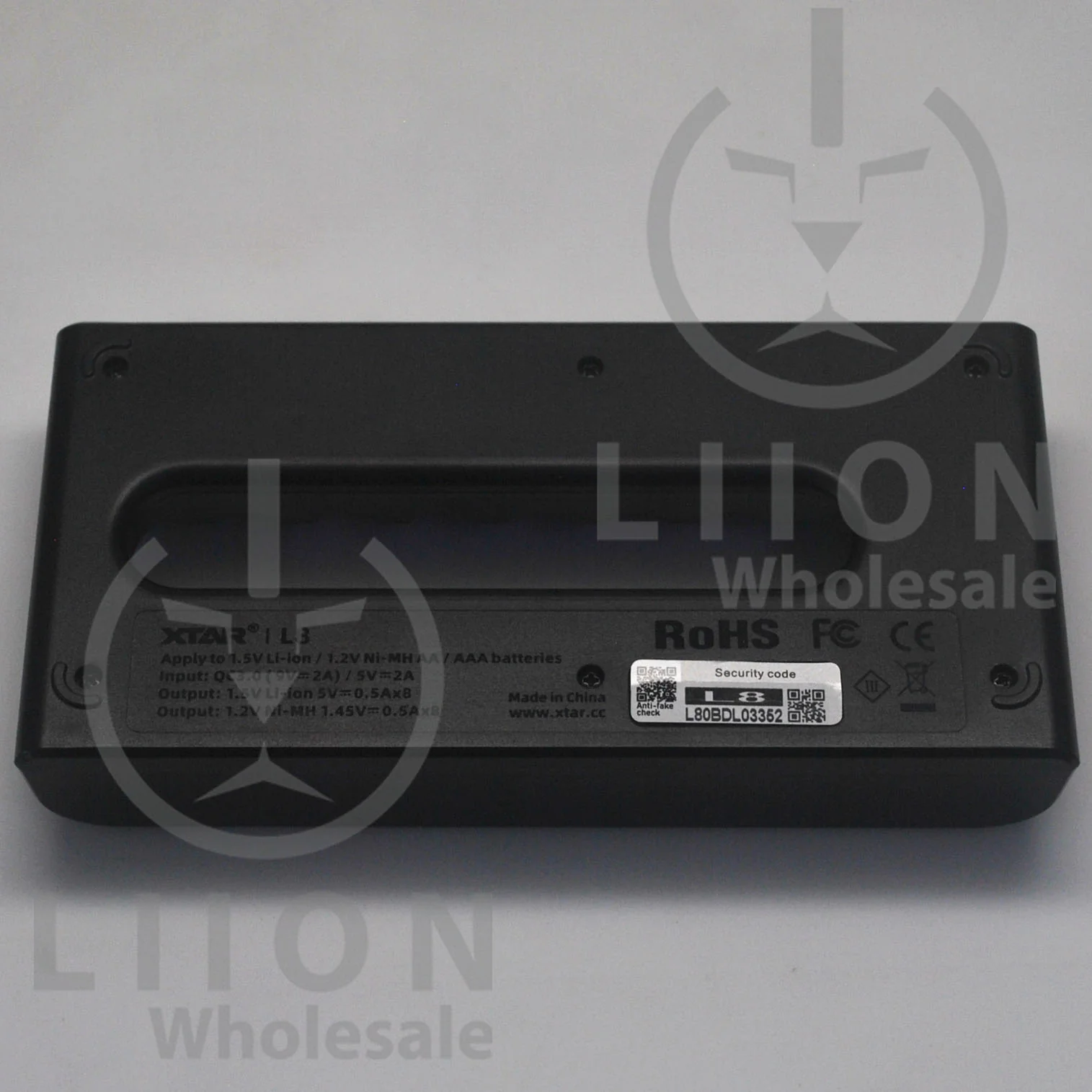 XTAR L8 1.2V/1.5V Battery Charger - Wholesale Discount - Image 2