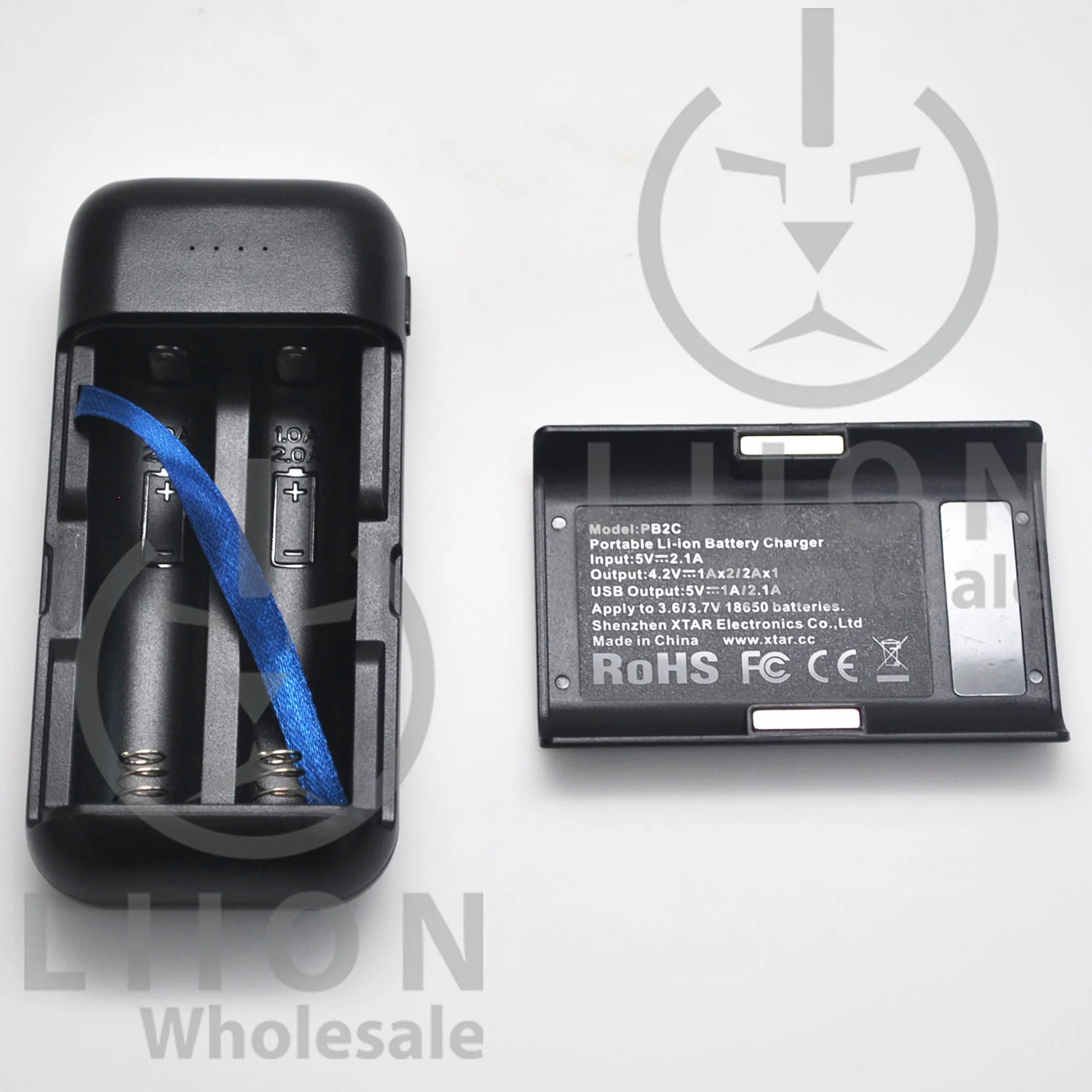 XTAR PB2C Battery Charger & Power Bank - Image 3