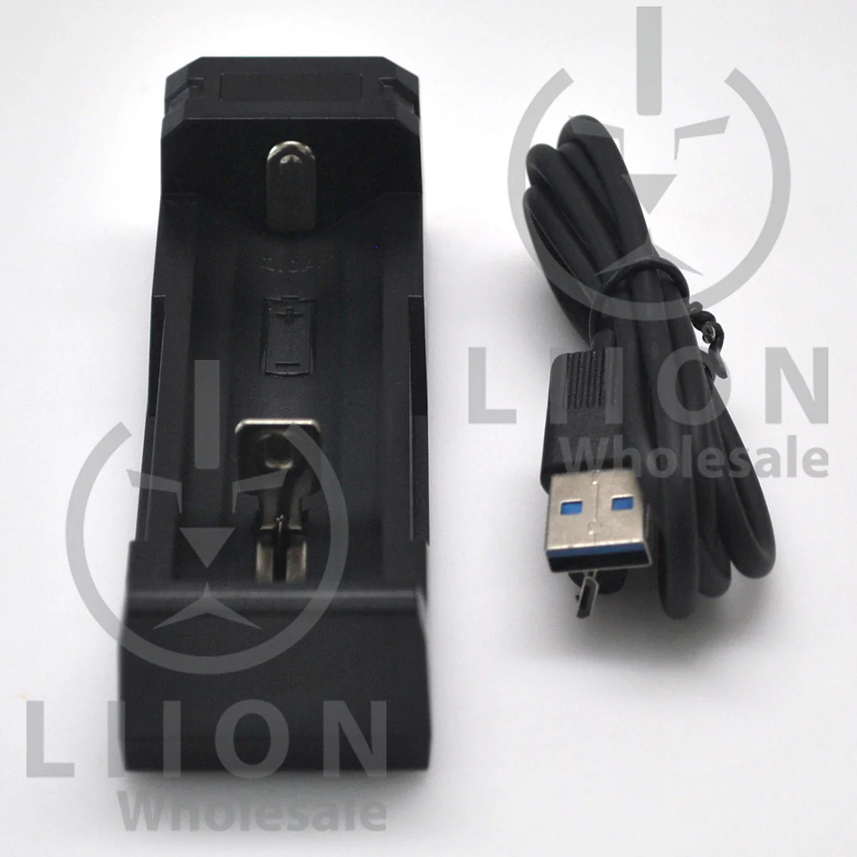 XTAR SC1 Fast Charging Battery Charger - Wholesale Discount - Image 3
