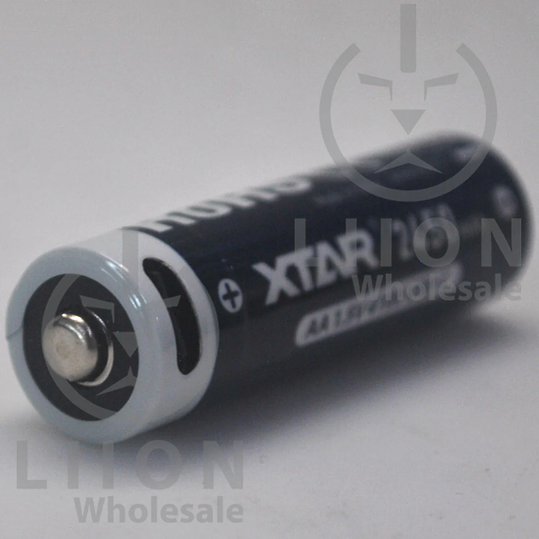 XTAR USB-C AA Size Button Top 4100mWh 1.5V 4 Pack Battery Kit - Image 3
