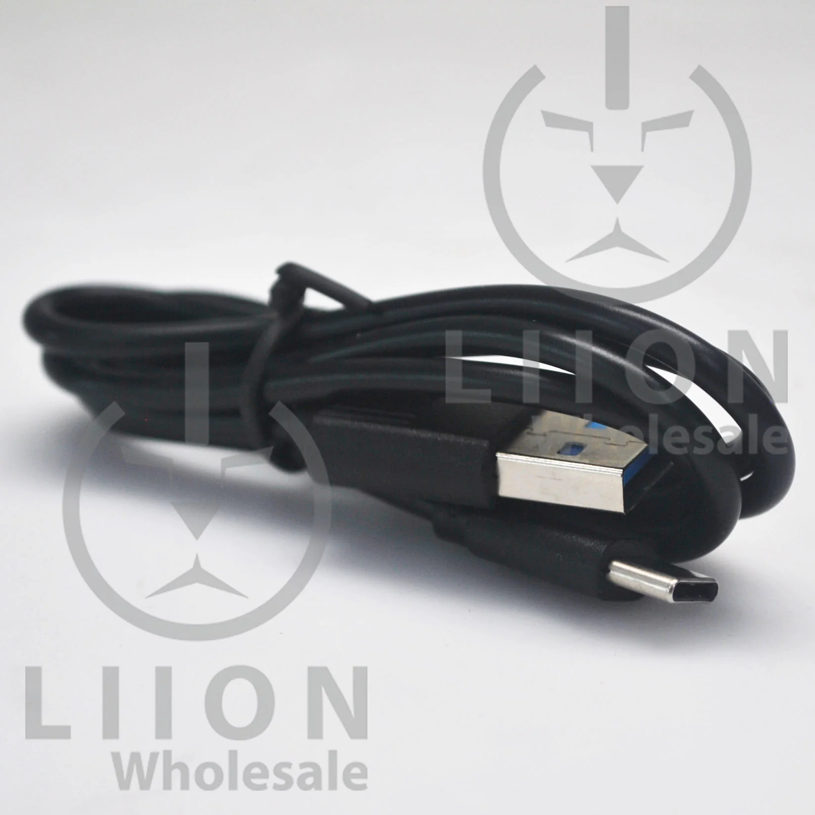 XTAR VC4SL Battery Charger - Wholesale Discount - Image 3